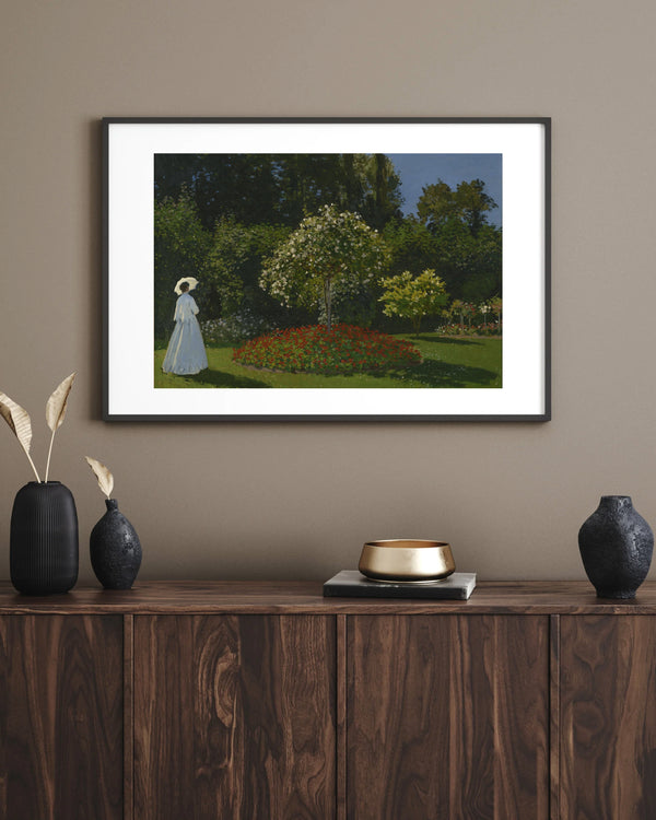 Claude Monet - Bahçedeki Kadın Sainte-Adresse çerçeve
