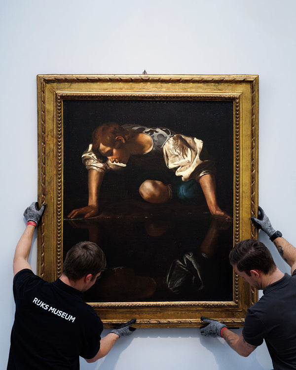 Müze Standartlarında Tablo Asma Rehberi