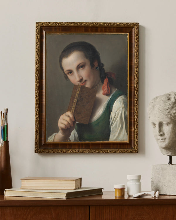 Pietro Rotari - Kitaplı Genç Kadın çerçeve